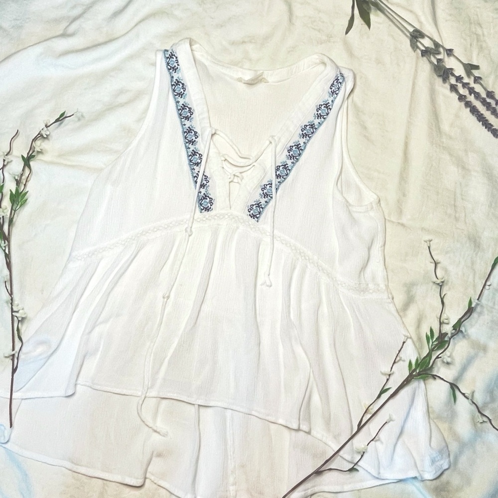 White Cropped Tank